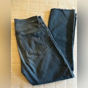 Mother insider crop fray